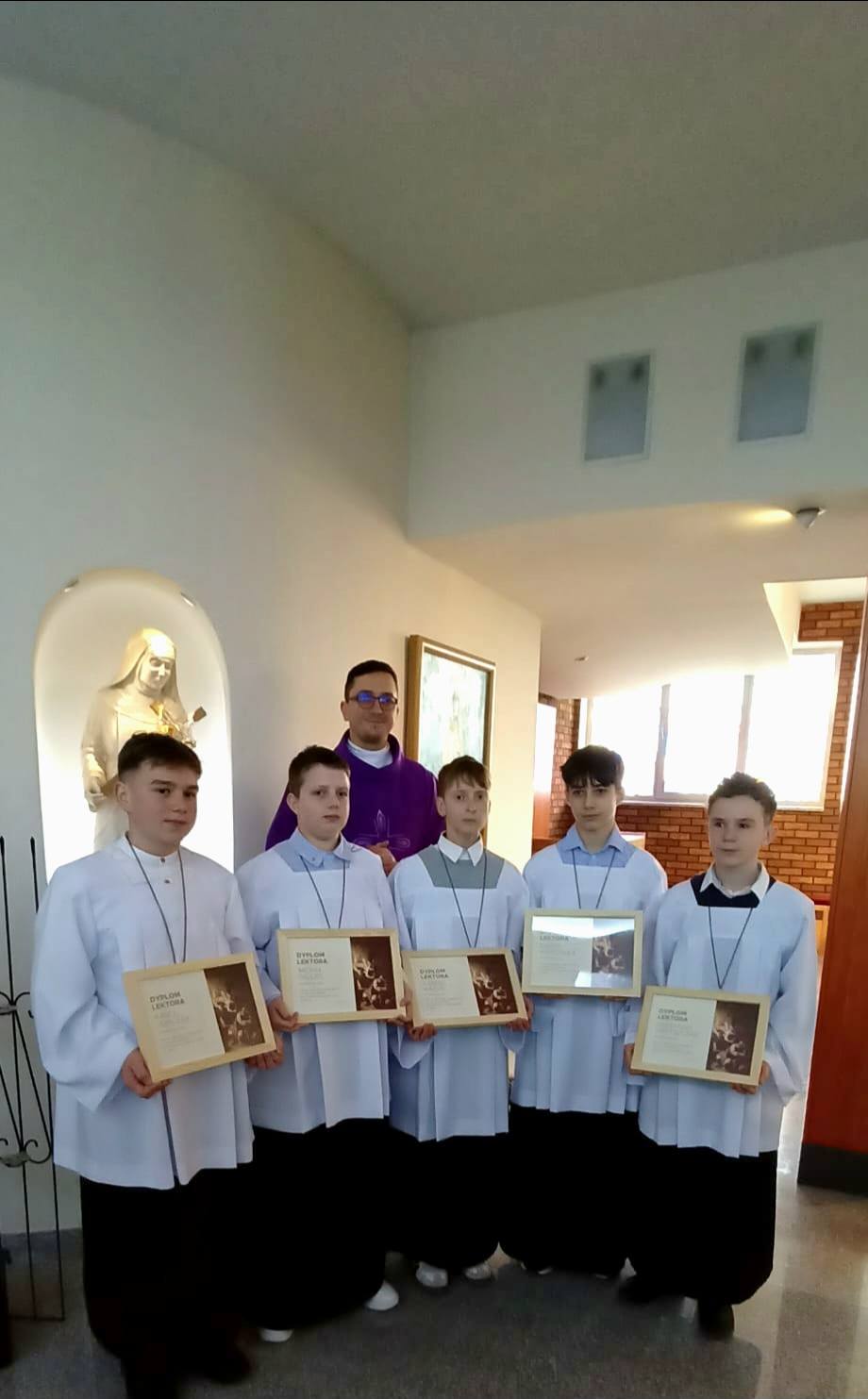 Ustanowienie nowych lektorów